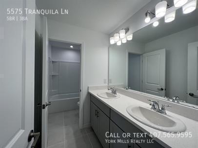 Building Photo - 5575 Tranquila Ln