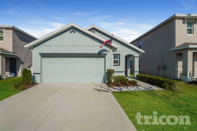 Building Photo - 6632 Seaway Dr