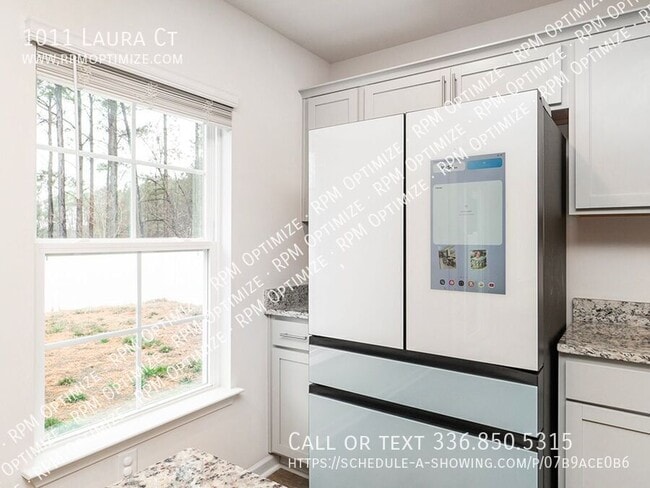 Building Photo - 1011 Laura Ct