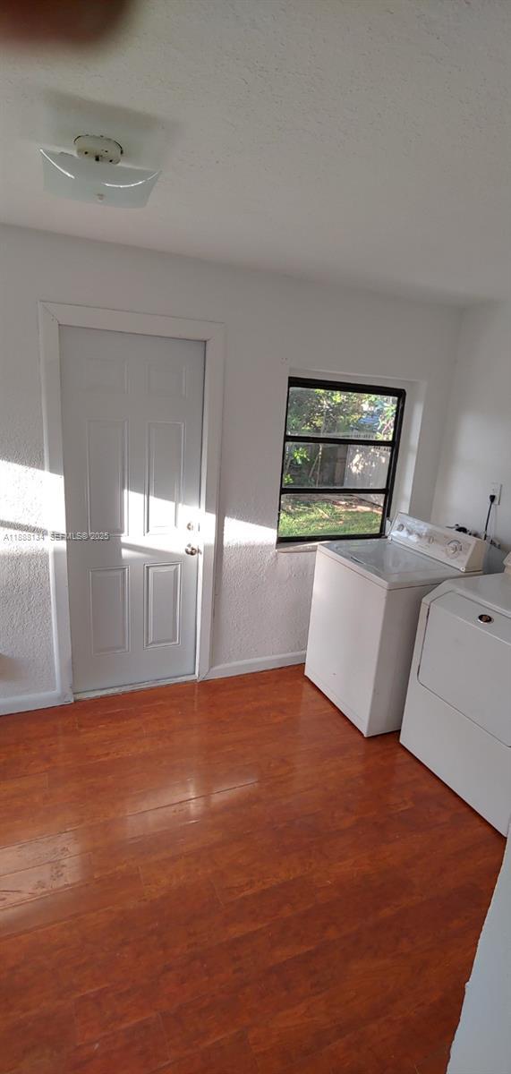 Building Photo - 5770 SW 62nd Terrace