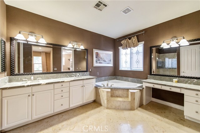Building Photo - 16483 Gala Ave