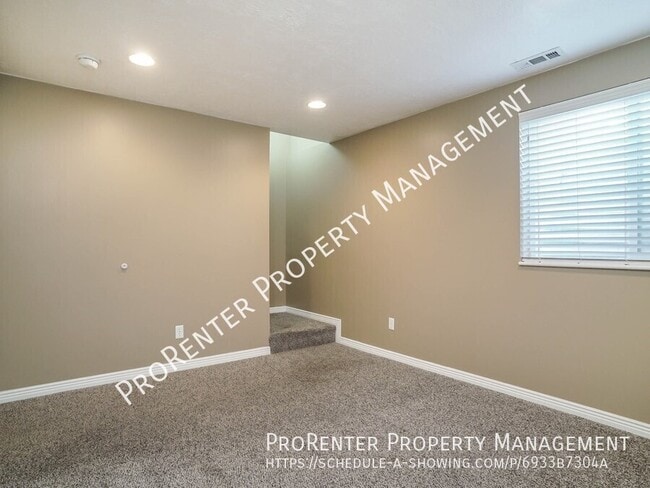 Building Photo - 288 S 500 E