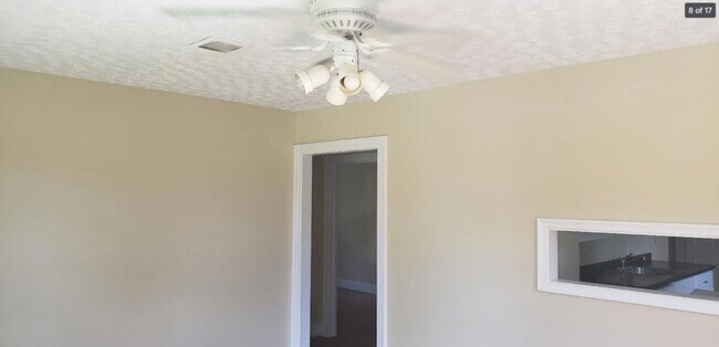 Building Photo - 3803 Larry St