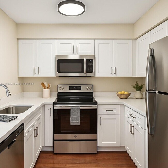 Building Photo - 19555 E Country Club Dr