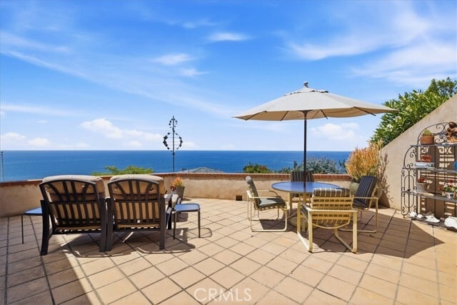 Building Photo - 27 N Vista De Catalina