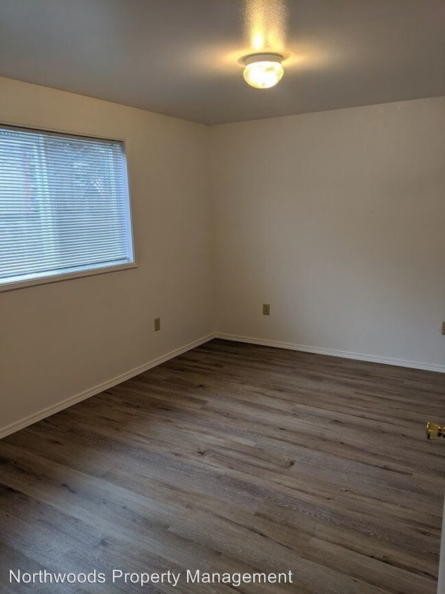 Building Photo - 4 br, 2 bath House - 1405 5th Street