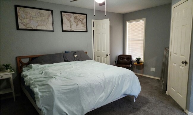 Building Photo - 25032 Thrushwood Ln