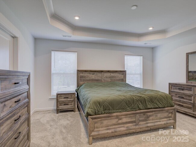 Building Photo - 13124 Rover St