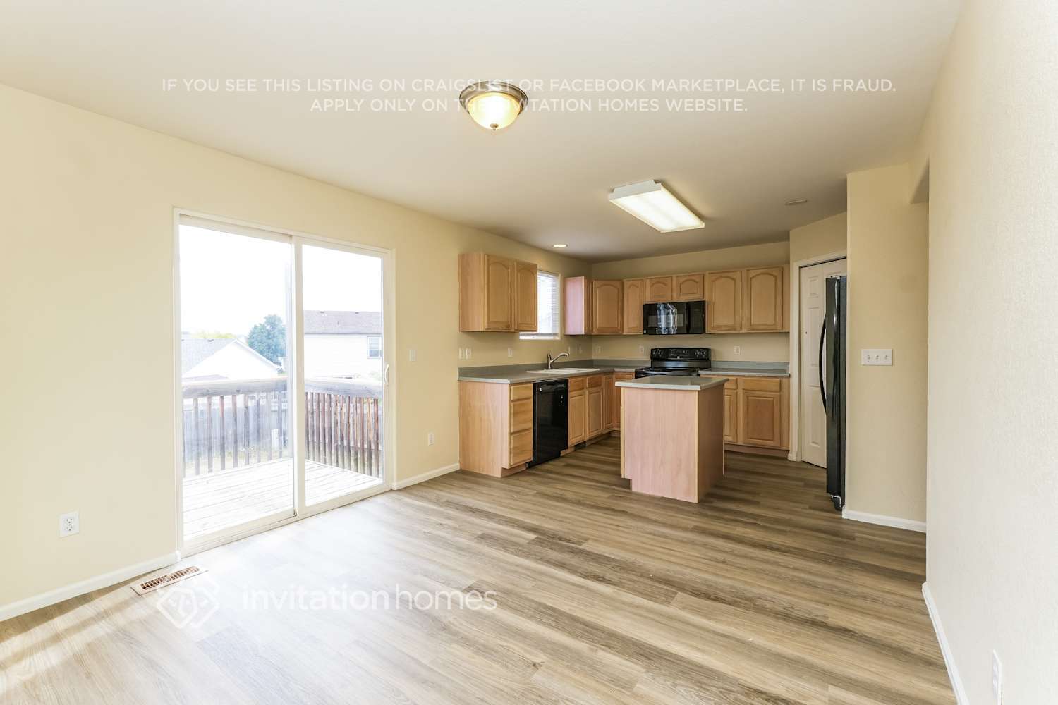 Building Photo - 1245 Legend Oak Dr