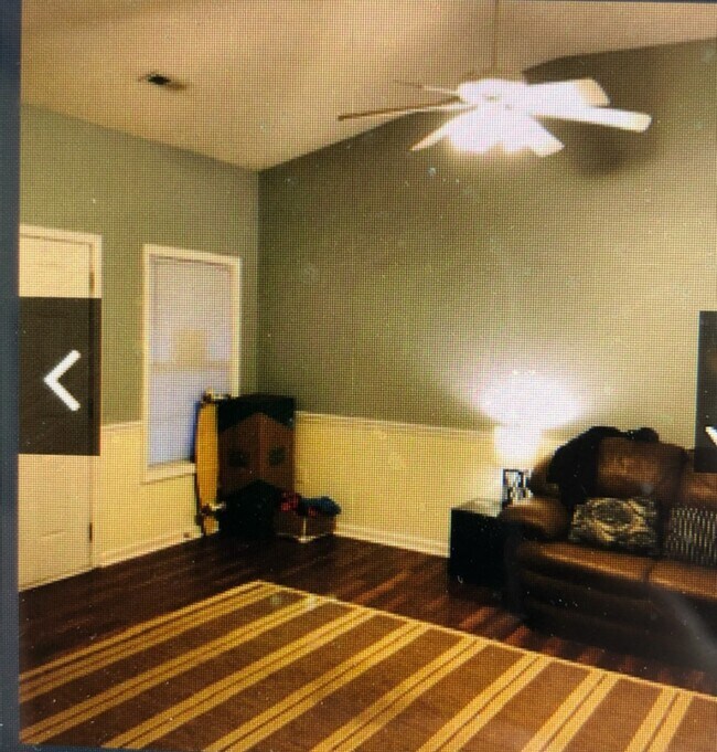 Living room. - 1821 Barberry Dr