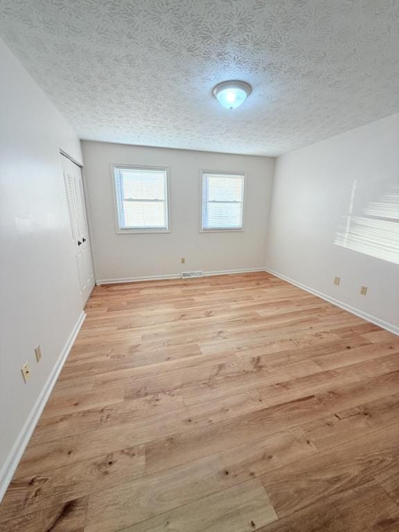 Building Photo - 978 Villa Dr