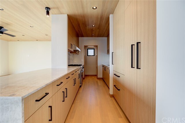 Building Photo - 1612 Ocean Dr
