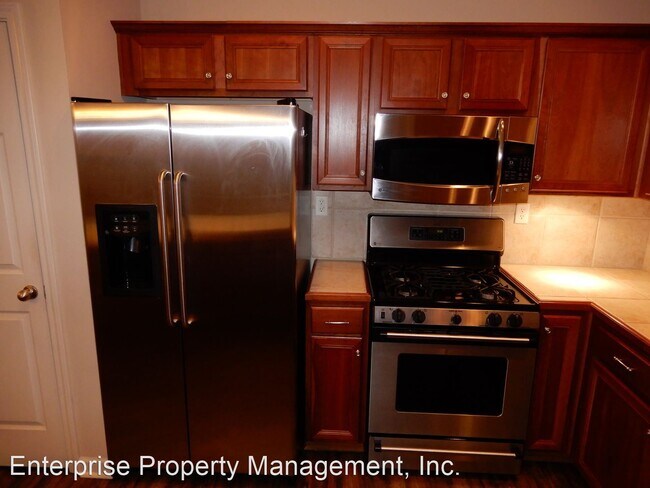 Building Photo - 3 br, 2.5 bath House - 1254 Isle Pointe Drive