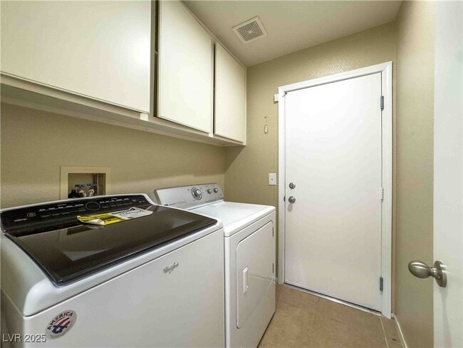 Building Photo - 2733 Fern Forest Ct