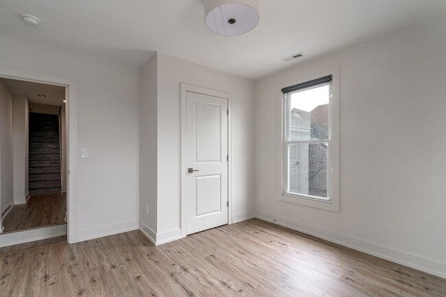 Building Photo - 468-470 E. 2nd Ave