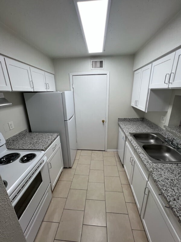 Primary Photo - 12651 Ashford Meadow Dr