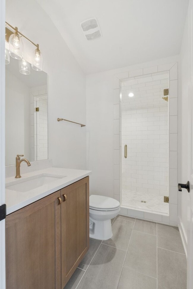 Building Photo - Luxury home in Southbrooke community in Franklin, TN