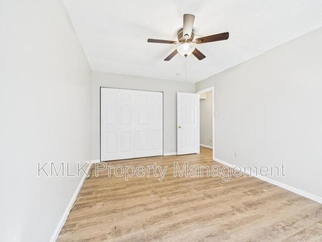 Building Photo - 5026 Winthrop Dr