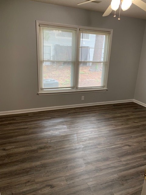 Building Photo - "Charming 2-Bed Condo Oasis with Fireplace...