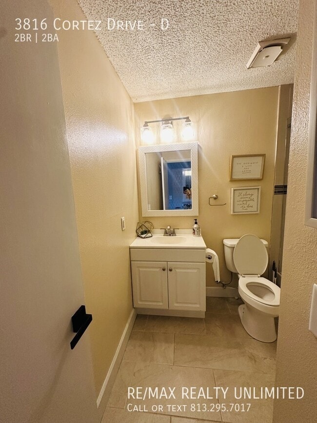 Building Photo - 3816 Cortez Dr