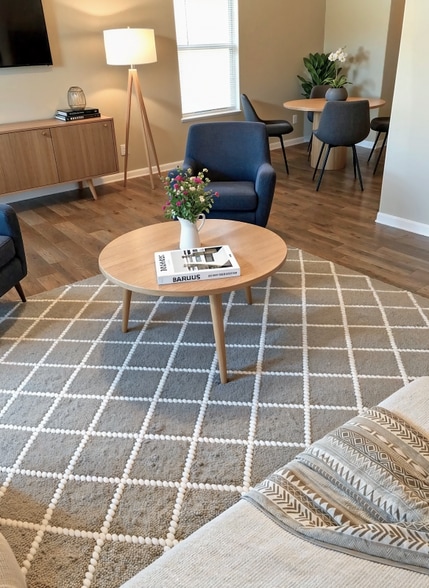 Building Photo - 5717 Manila Dr