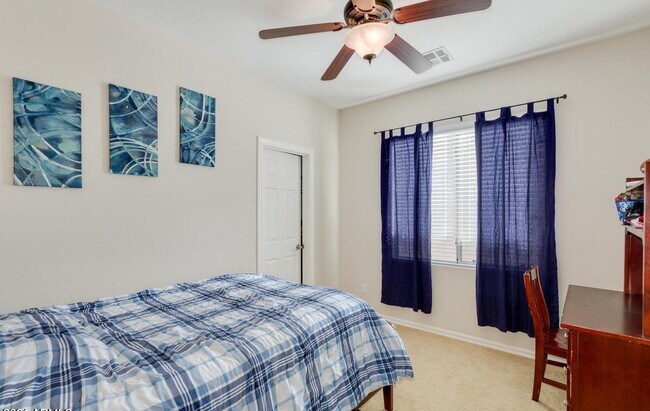 Building Photo - 14586 W Port Au Prince Ln