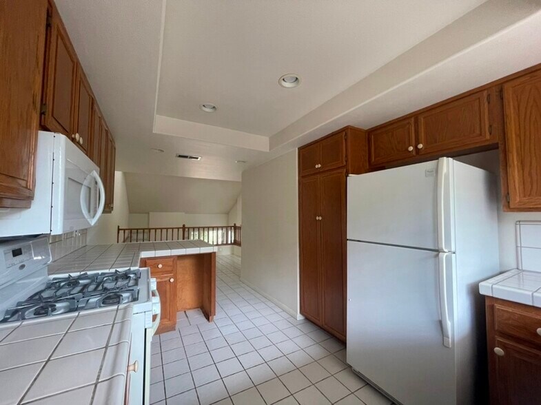 Building Photo - 19 Tiburon Ct