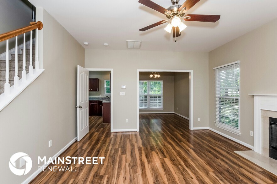 Building Photo - 16001 Kirsten Nicole Rd