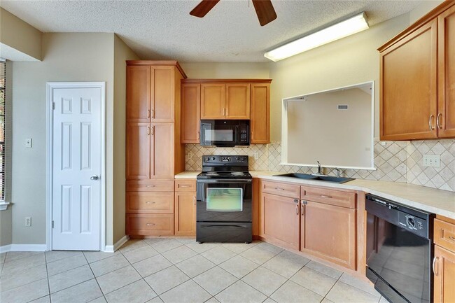 Building Photo - 1709 Pheasant Roost