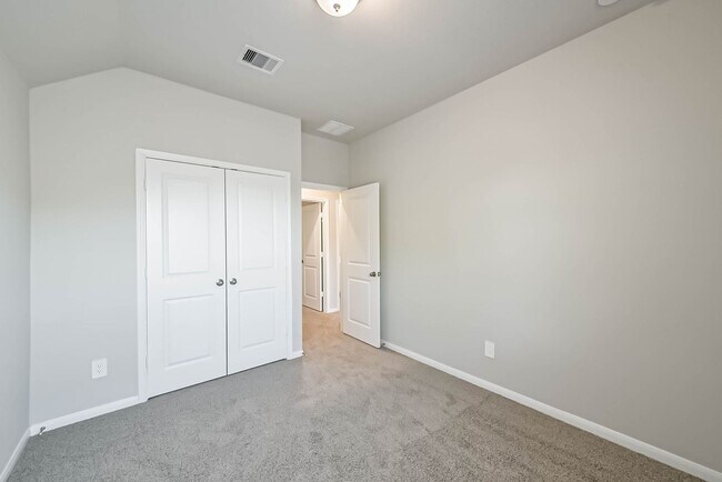 Building Photo - OFFERED BY PRECISION REALTY & MANAGEMENT!!!