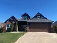 Building Photo - Jenks Schools! Prepare to fall in love wit...