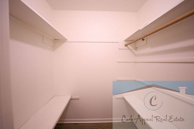 Building Photo - First month move in special $900!! Beautiful 3-bed, 2 bath condo with fireplace, 2-car garage - i...