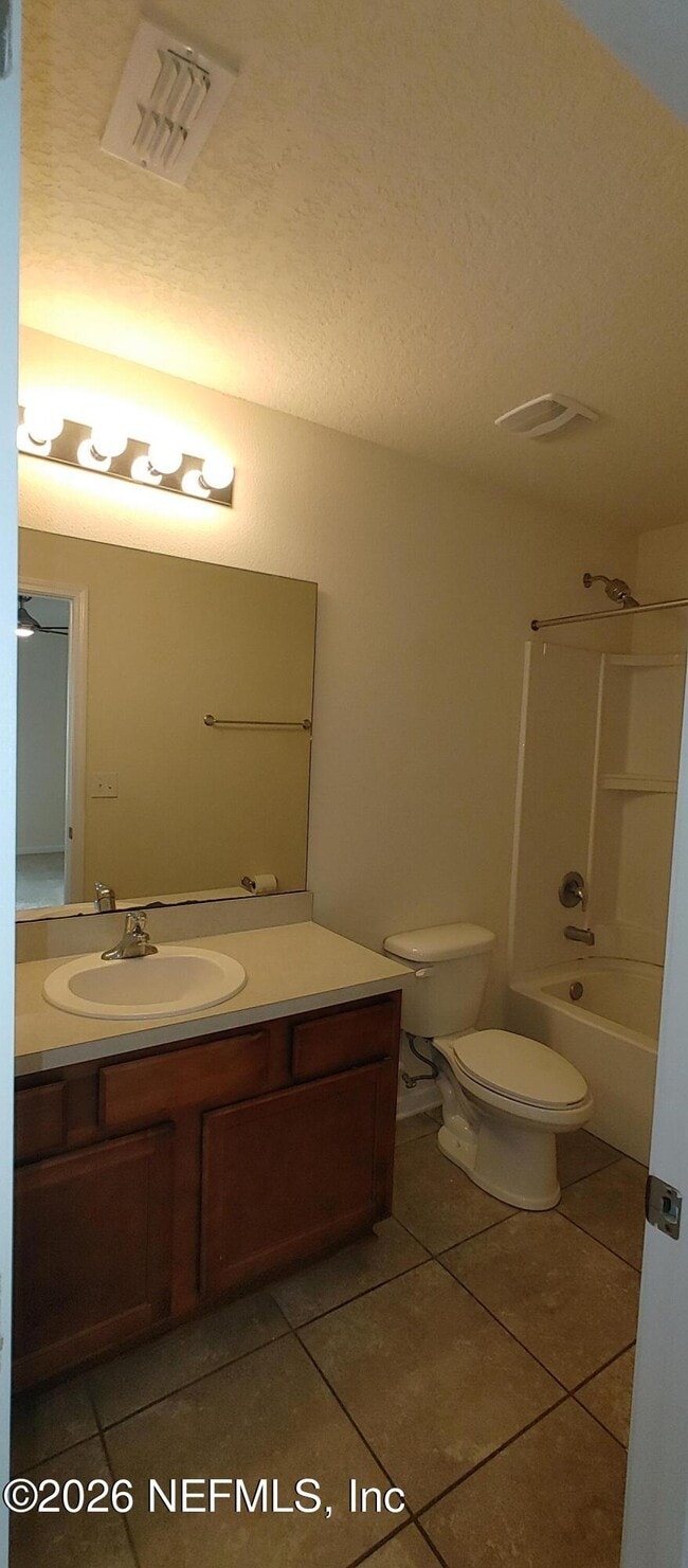 Building Photo - 643 Servia Dr