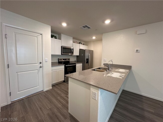 Building Photo - 4926 Fern Mesa Ave