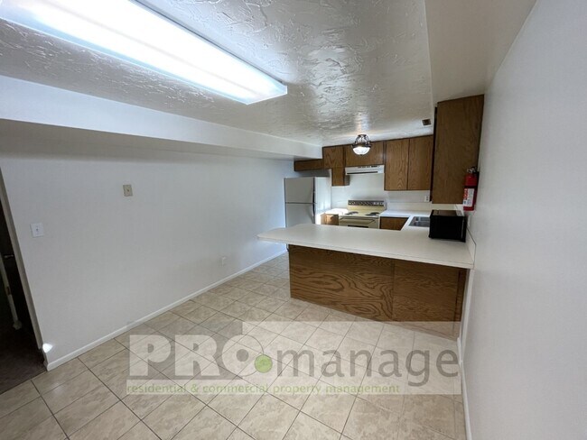 Primary Photo - 245 I St