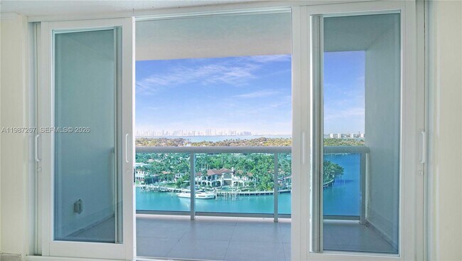 Building Photo - 6770 Indian Creek Dr