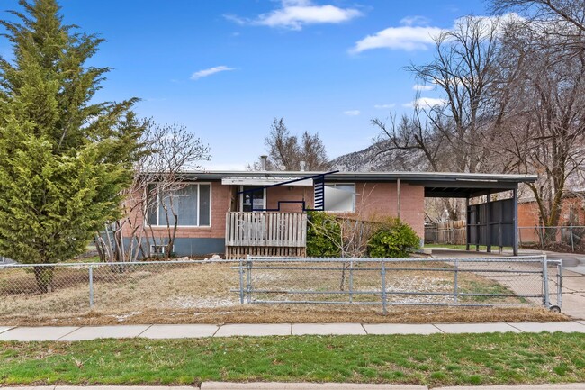 Building Photo - Ogden 3 Bedroom Home.