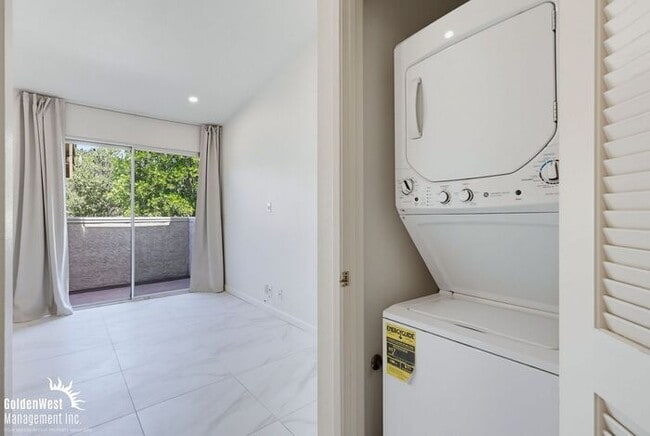Building Photo - Comfortable 1Bdm and 1Ba Home in El Cajon!