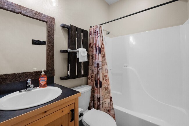 Building Photo - Luxury A-Frame Cabin in Columbia Falls — Near Glacier National Park