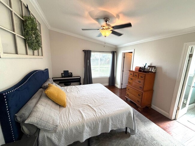 Building Photo - Desirable Home in Lincoln Village – A must see!