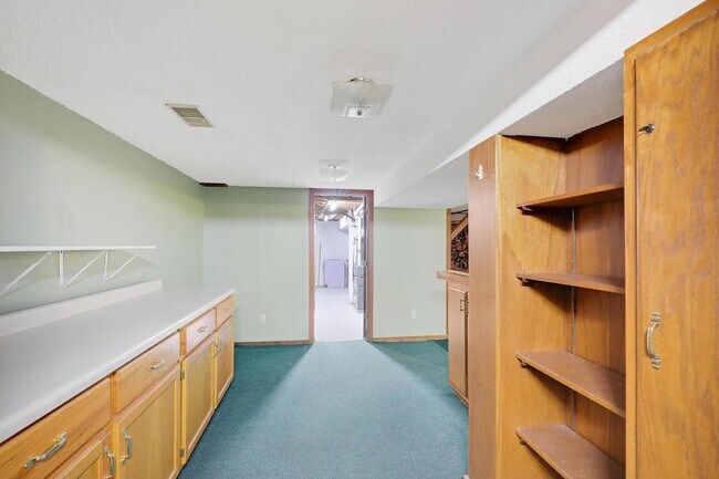 Building Photo - 11333 Welcome Ave N