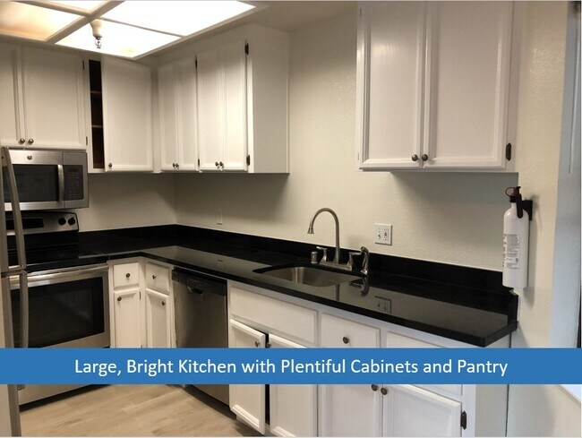 Building Photo - 1312 El Camino Real