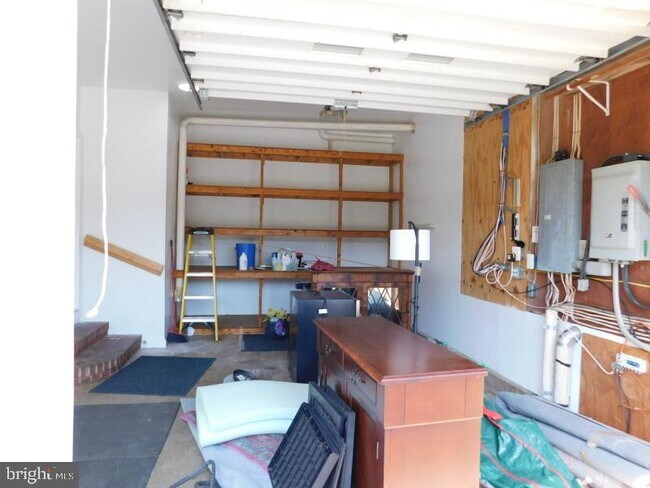 Building Photo - 13886 Berlin Turnpike