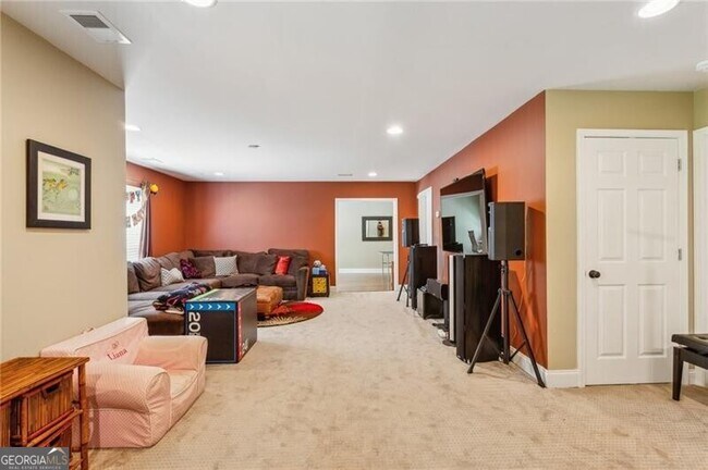 Building Photo - 1124 Promontory Dr