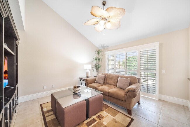 Building Photo - 43512 Via Magellan Dr
