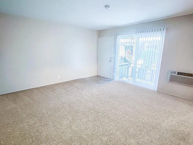 Building Photo - 5330 Monterey Rd