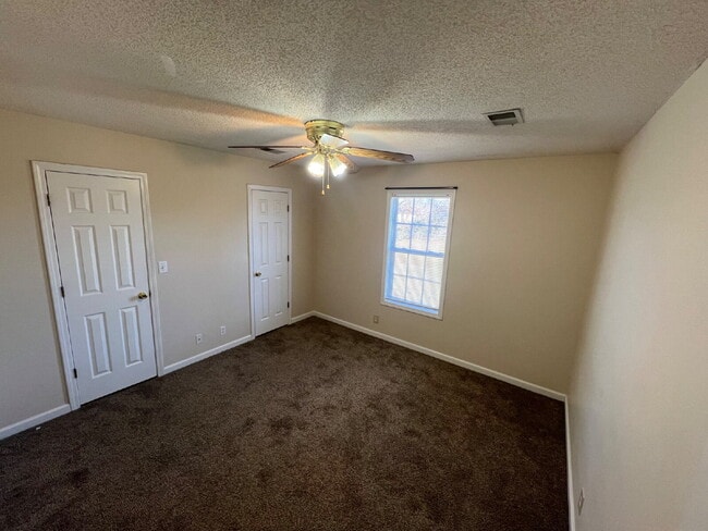 Building Photo - 102 A TENNESSEE AVE OAK GROVE KY 42262