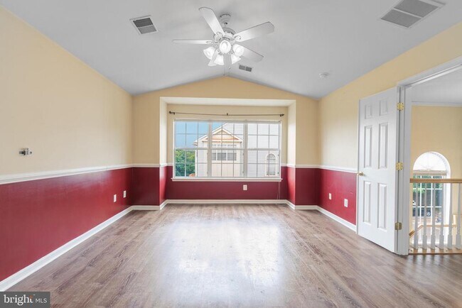 Building Photo - 21639 Kings Crossing Terrace