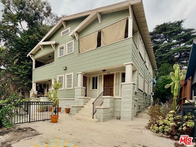 Building Photo - 1110 Echo Park Ave