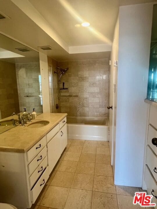 Building Photo - 4314 Marina City Dr